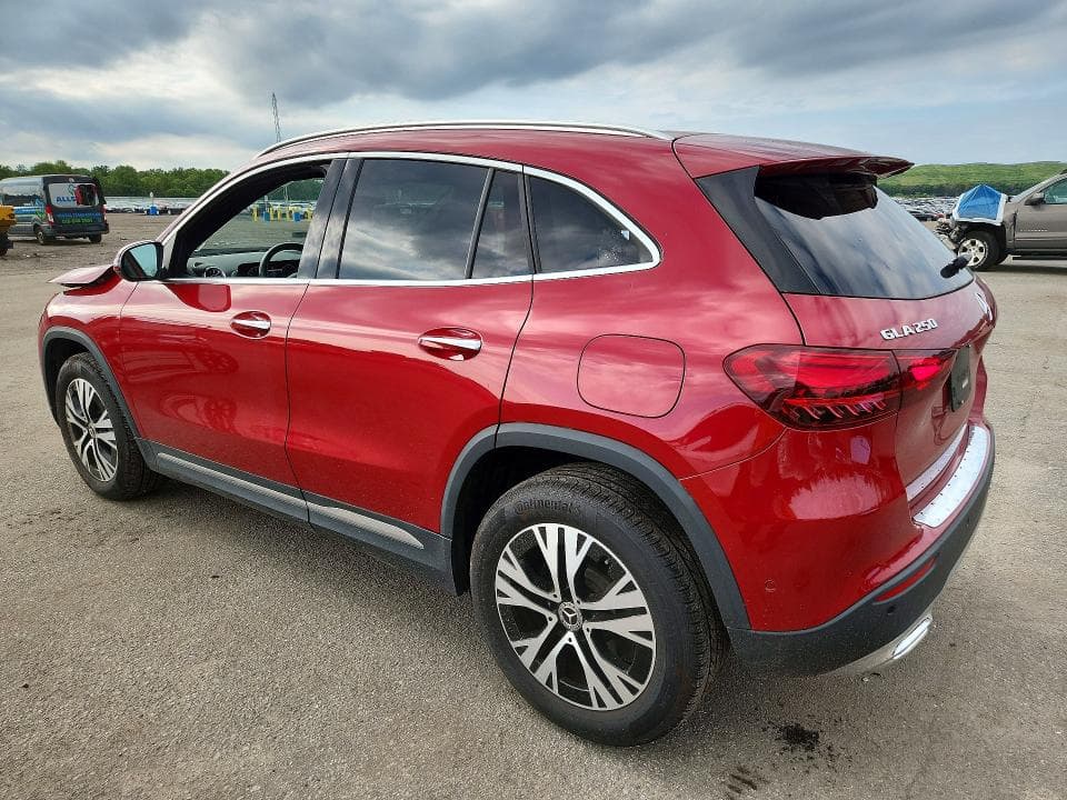 2025 MERCEDES-BENZ GLA 250 4MATIC 2