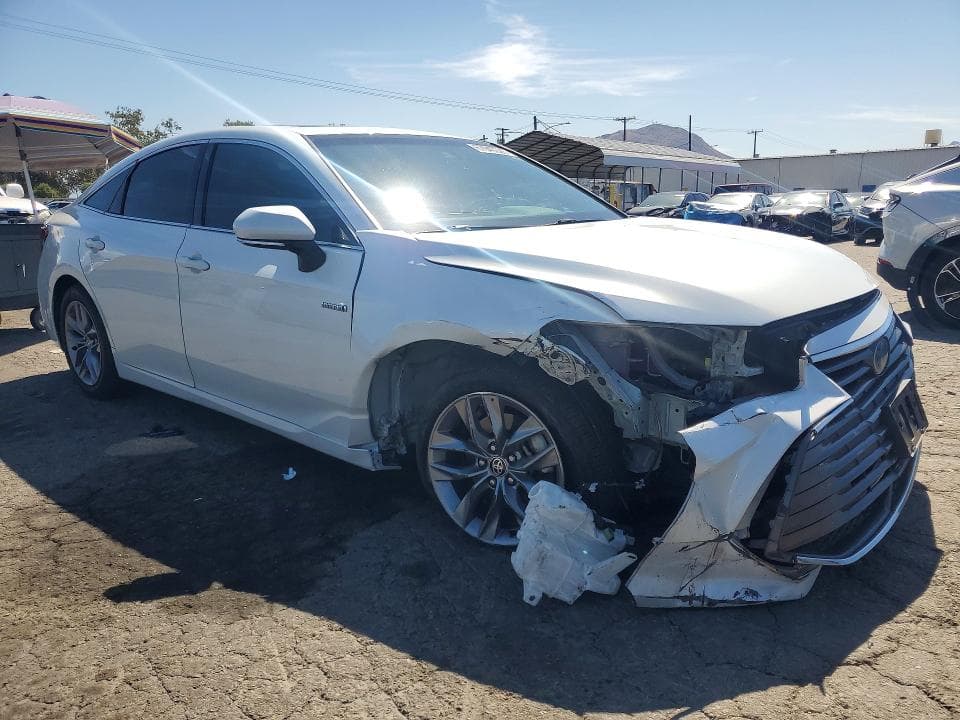 2020 TOYOTA AVALON XLE 4