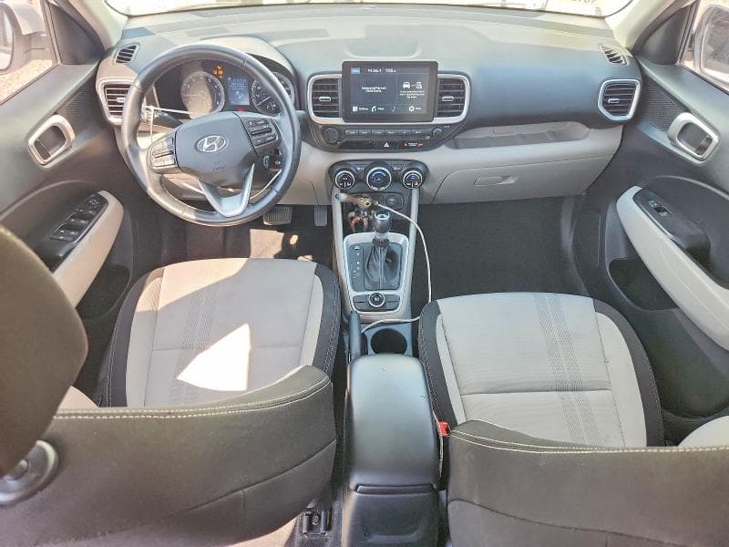 2021 HYUNDAI VENUE SEL 8