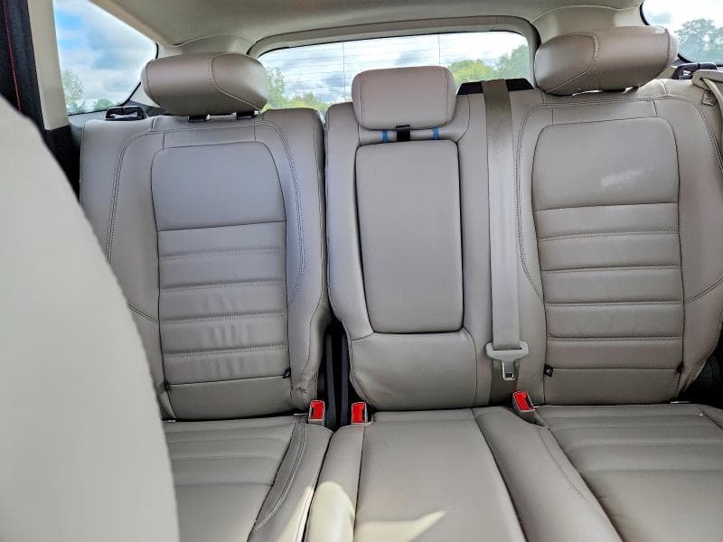 2017 FORD ESCAPE TITANIUM 10