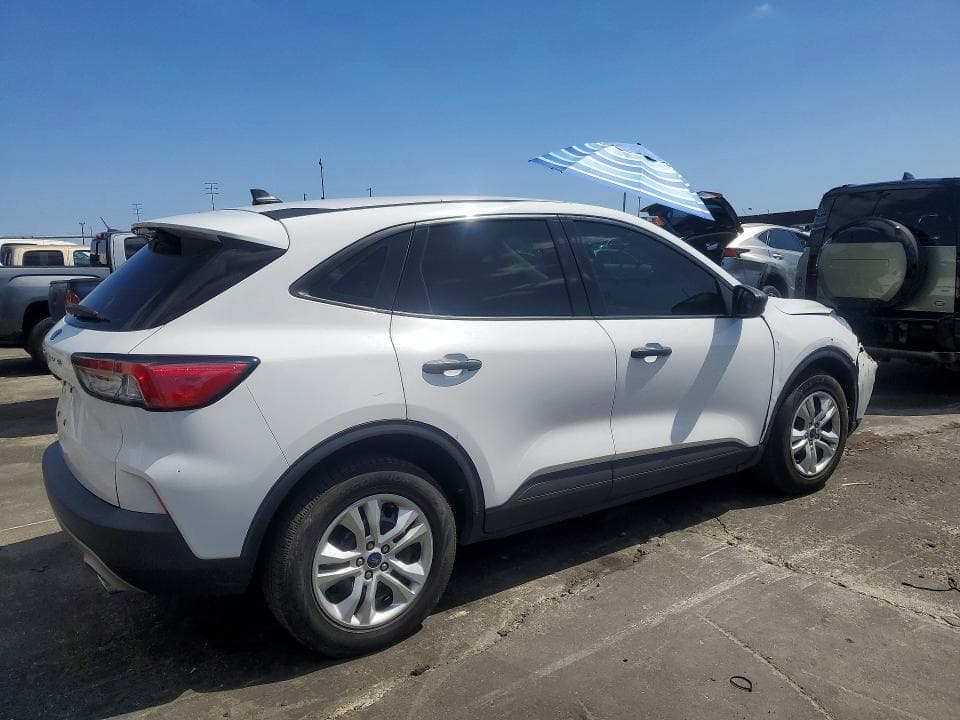 2022 FORD ESCAPE S 3