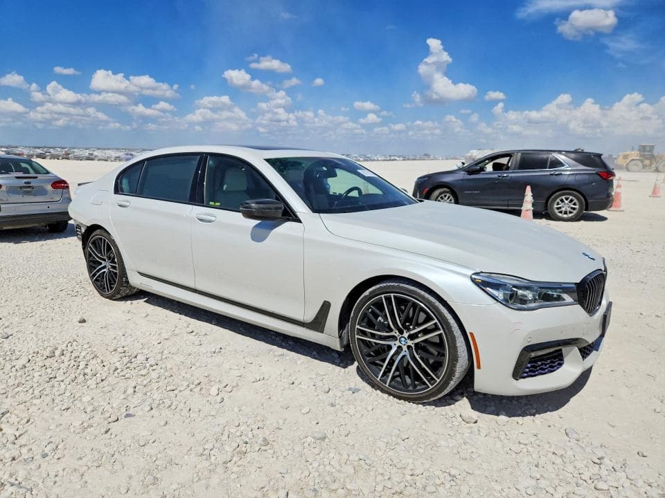 2018 BMW 750 I 4