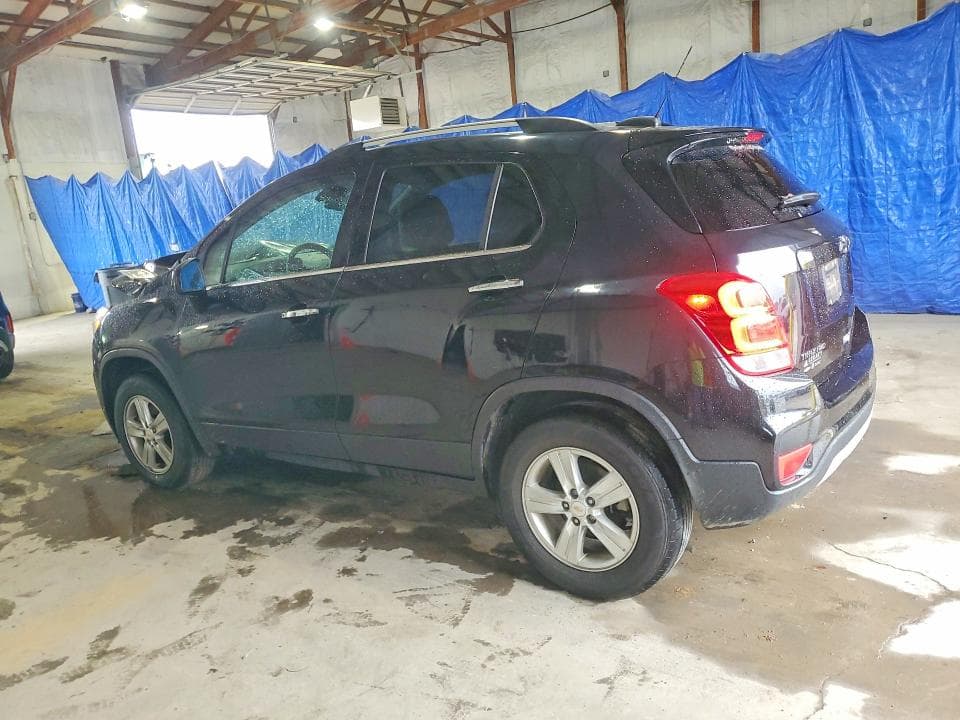 2020 CHEVROLET TRAX 1LT 2