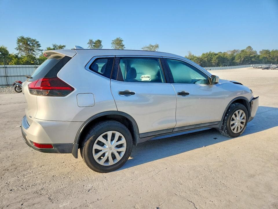 2018 NISSAN ROGUE S 3