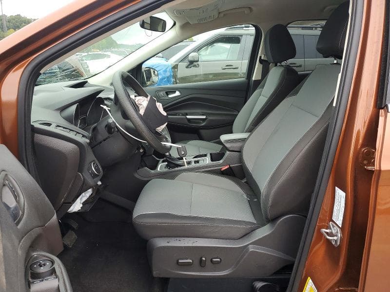2017 FORD ESCAPE SE 7