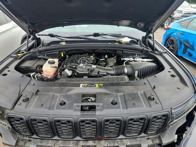 2023 JEEP GRAND CHEROKEE L LAREDO 12