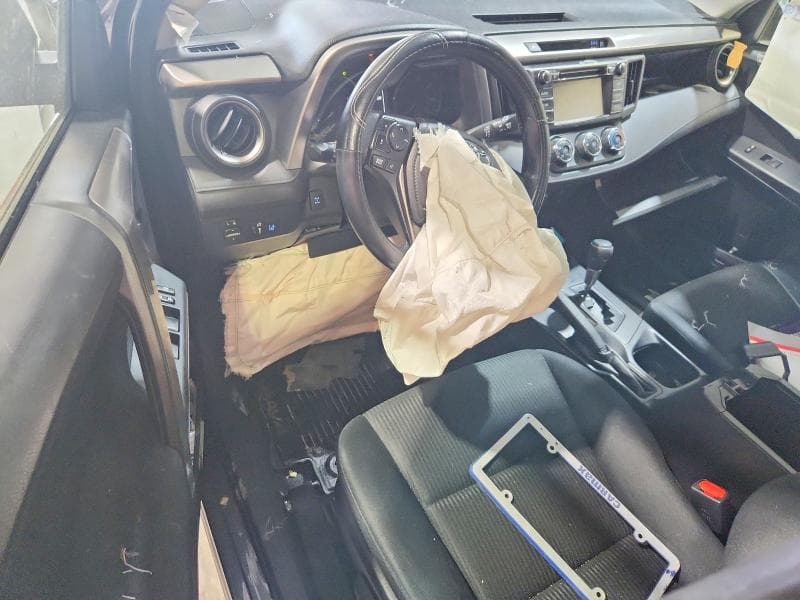 2017 TOYOTA RAV4 LE 8