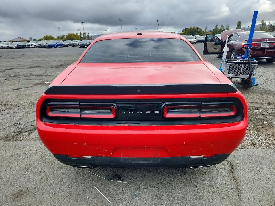 2018 DODGE CHALLENGER SXT 6