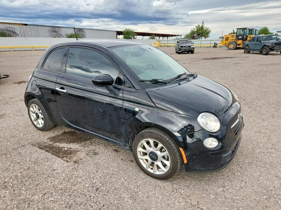 2017 FIAT 500 POP 4