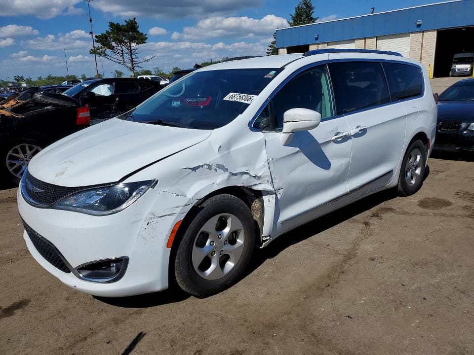 2017 CHRYSLER PACIFICA TOURING L PLUS - 1