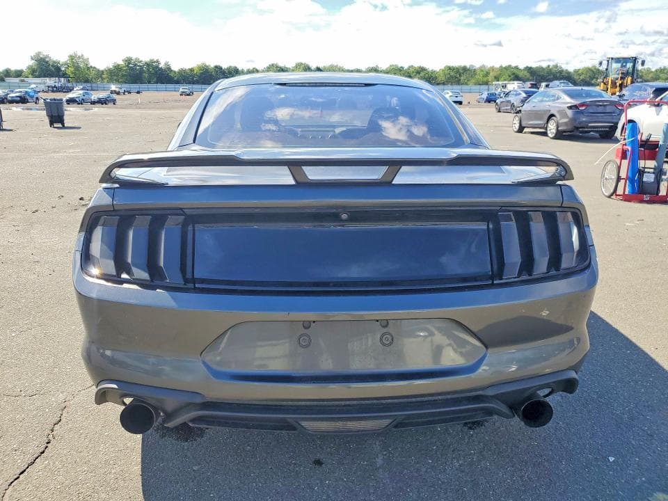 2018 FORD MUSTANG 6