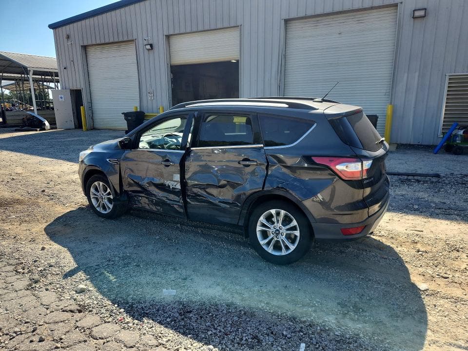 2018 FORD ESCAPE SE 2