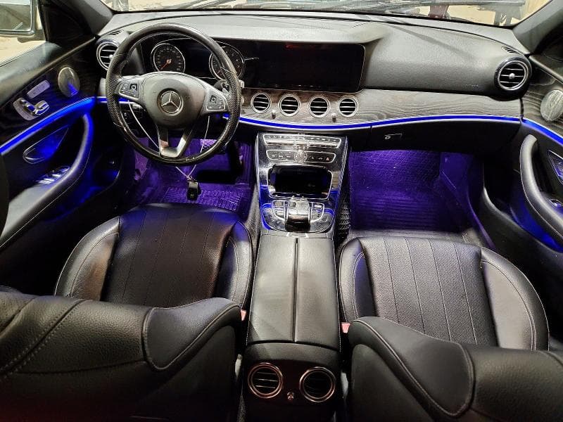 2017 MERCEDES-BENZ E 300 4MATIC 8