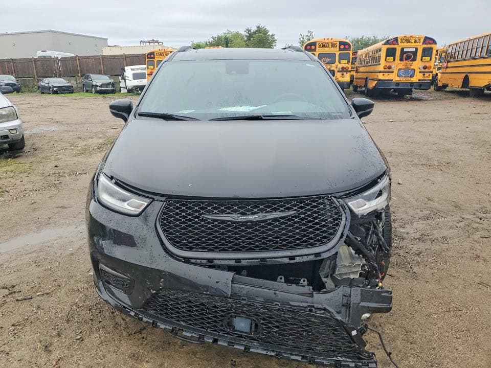 2024 CHRYSLER PACIFICA TOURING L 5