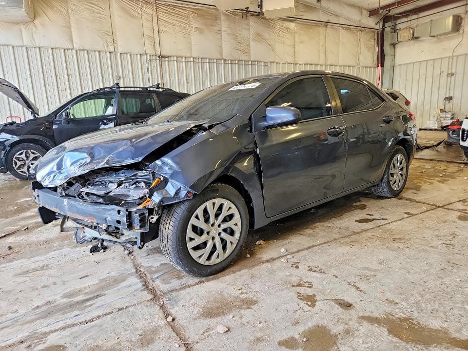 2017 TOYOTA COROLLA LE - 1