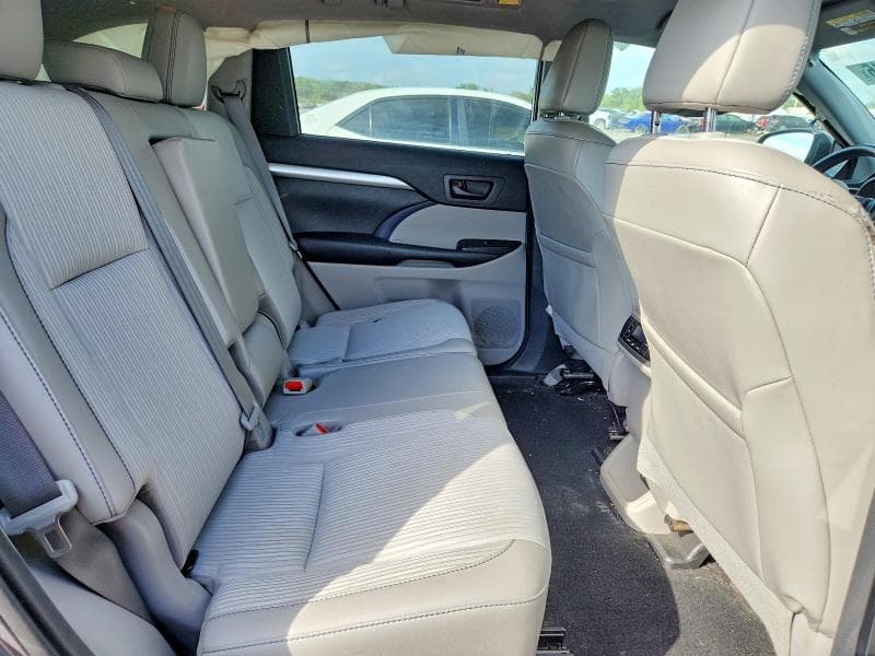 2019 TOYOTA HIGHLANDER LE PLUS 11