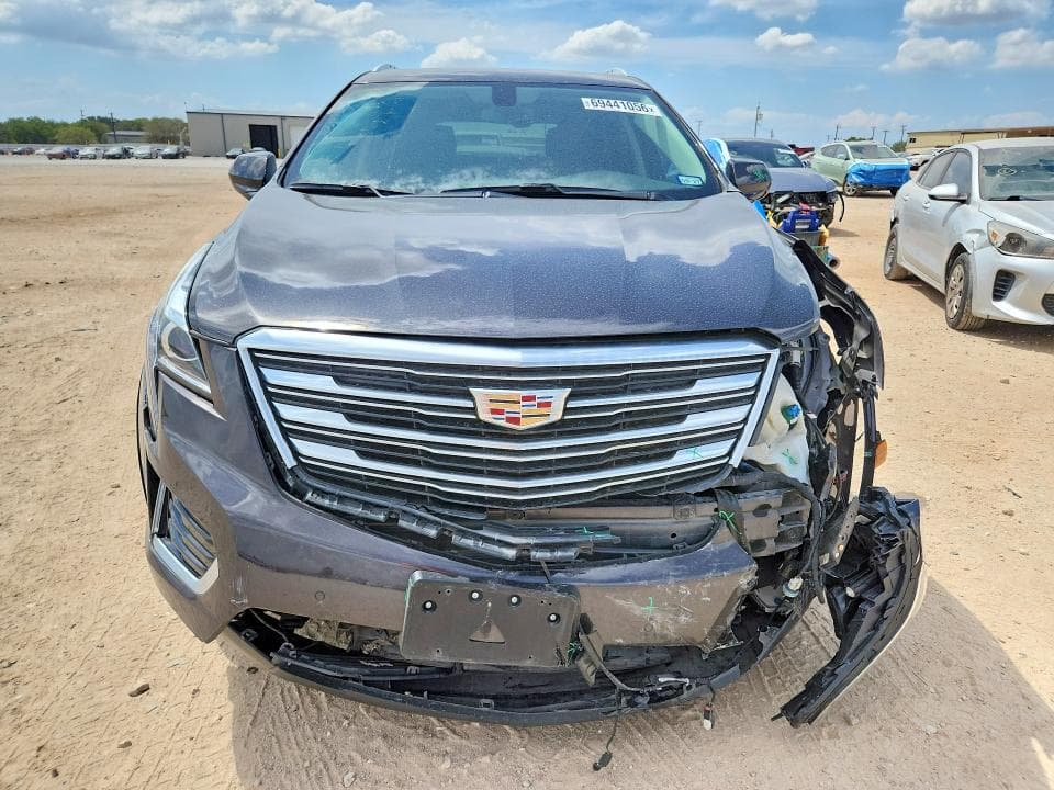 2018 CADILLAC XT5 LUXURY 5