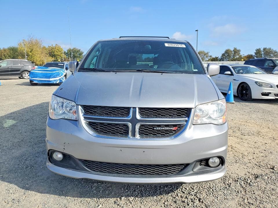 2019 DODGE GRAND CARAVAN SXT 5