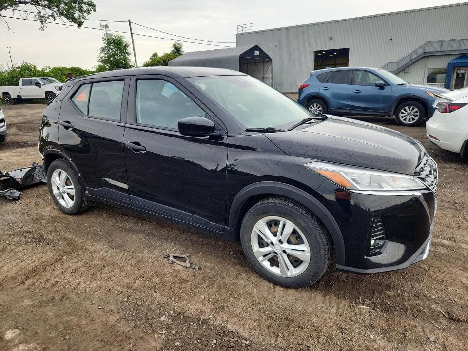 2021 NISSAN KICKS S 4