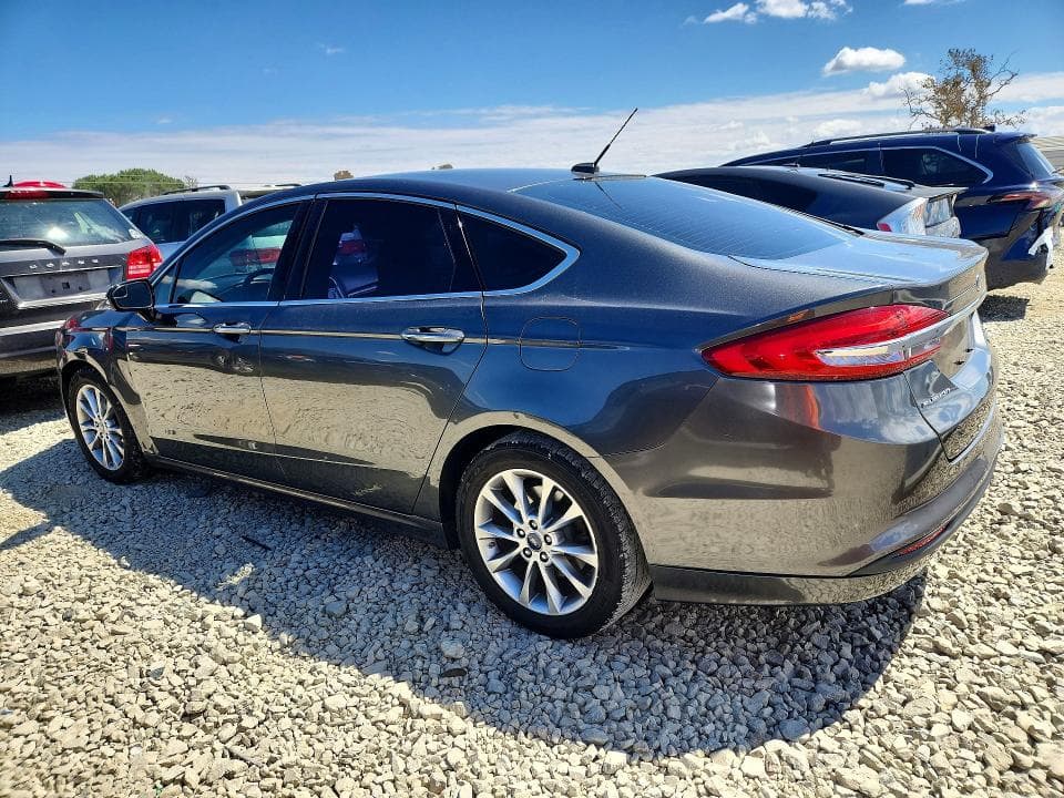2017 FORD FUSION SE 2