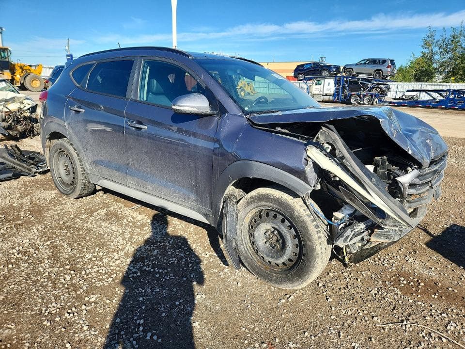 2017 HYUNDAI TUCSON SE 4