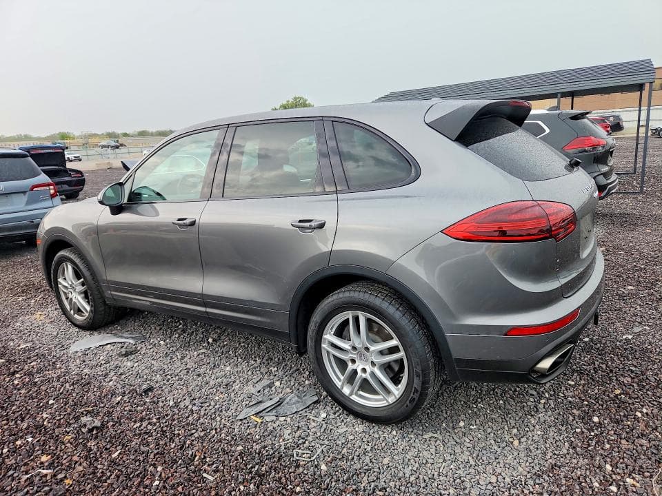 2018 PORSCHE CAYENNE 2