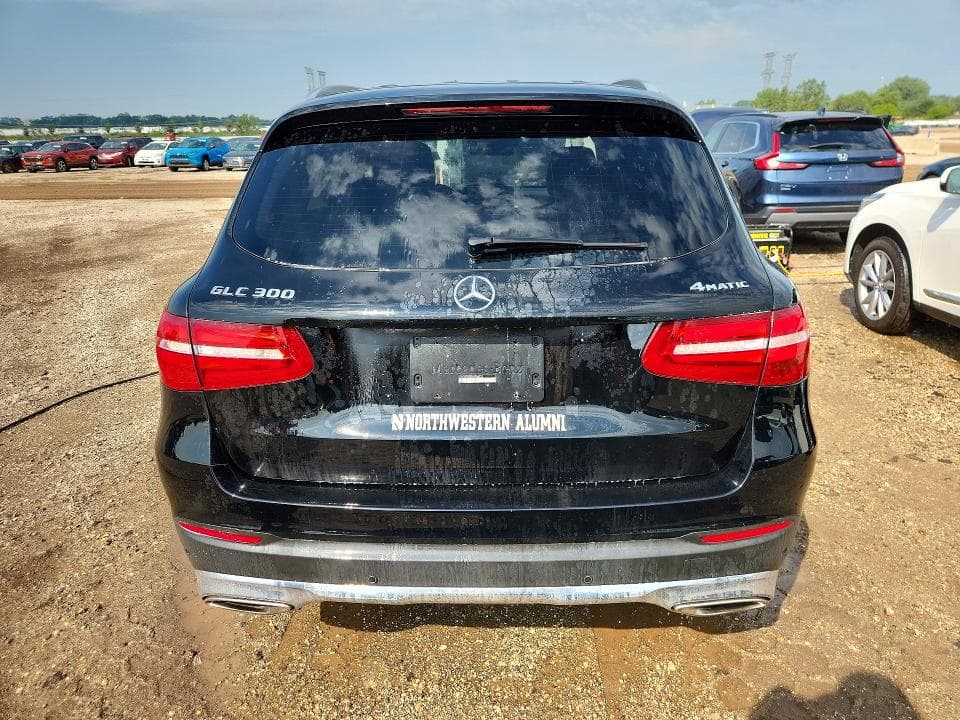 2018 MERCEDES-BENZ GLC 300 4MATIC 6