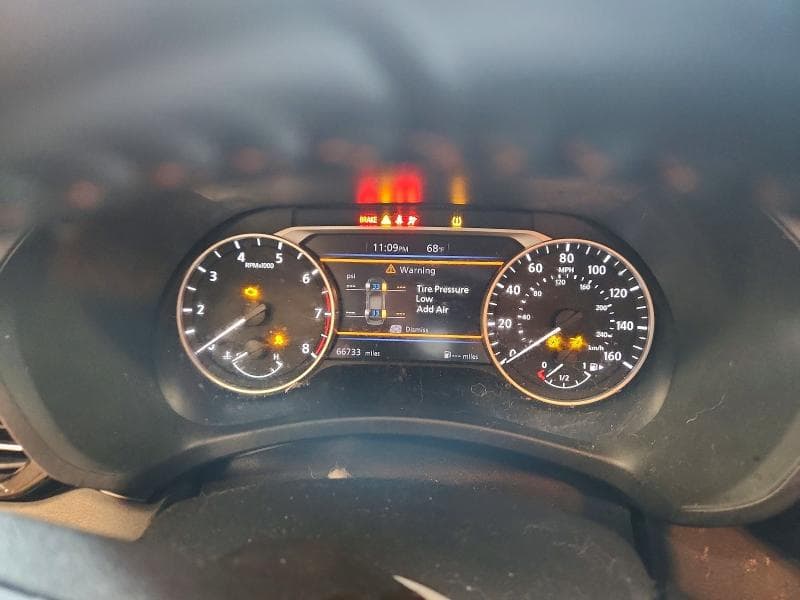 2021 NISSAN SENTRA SR 9