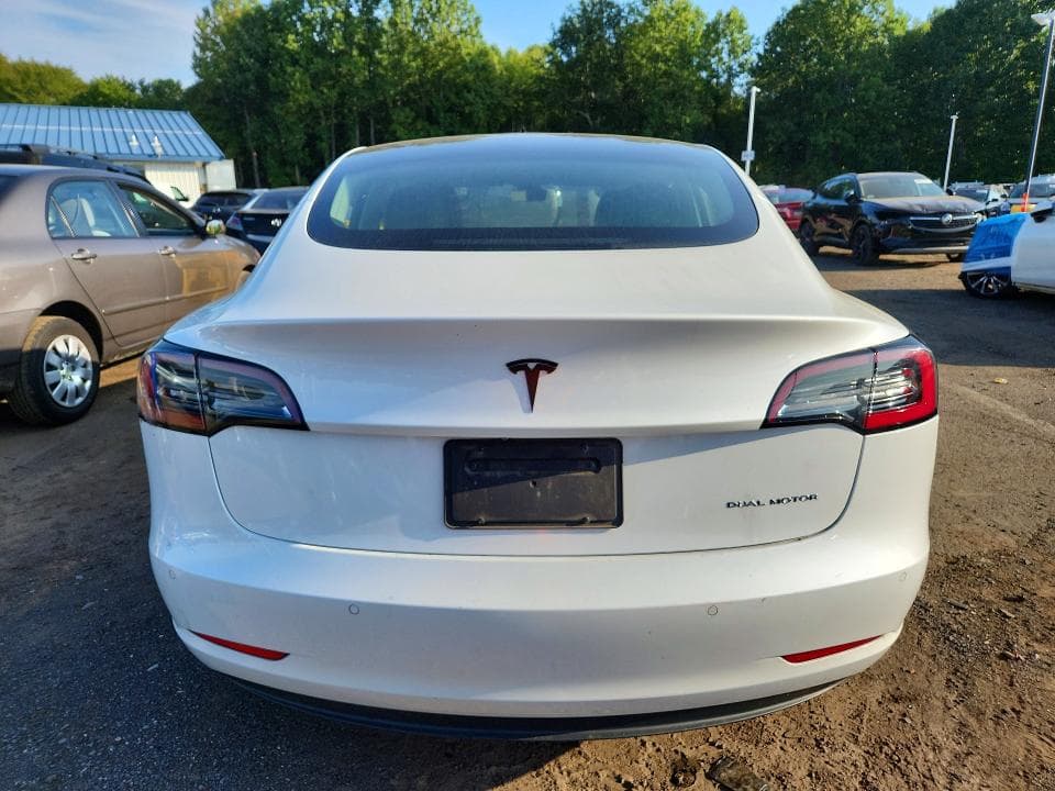 2019 TESLA MODEL 3 6