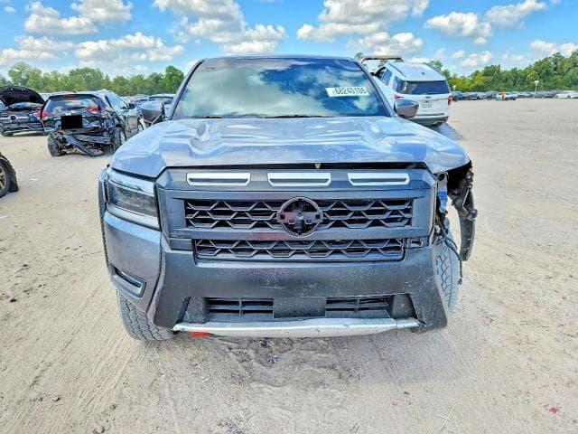 2025 NISSAN FRONTIER PRO-4X 5