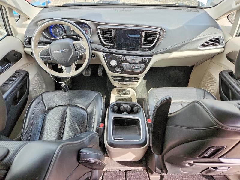 2019 CHRYSLER PACIFICA LIMITED 8