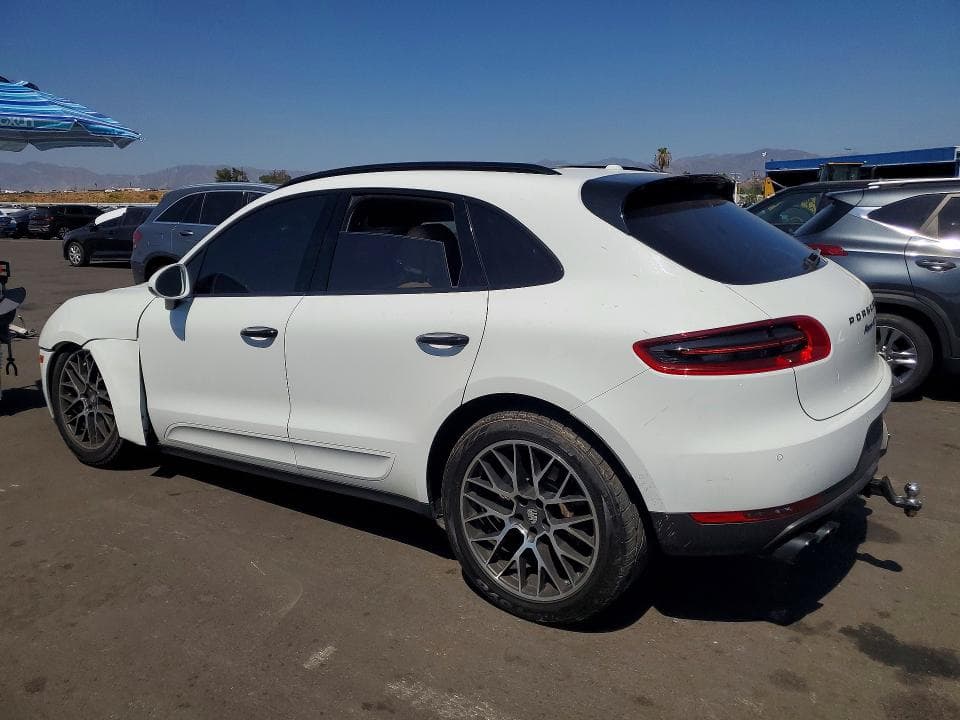 2018 PORSCHE MACAN S 2
