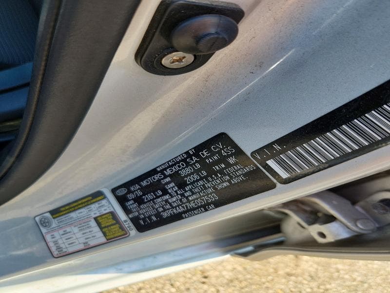 2017 KIA FORTE LX 12