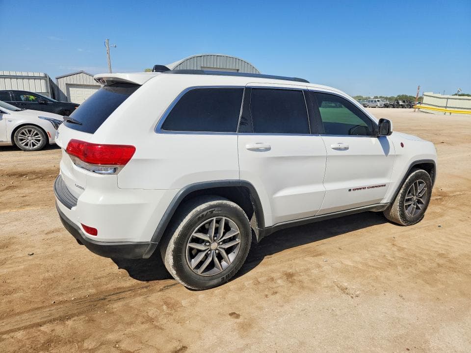 2018 JEEP GRAND CHEROKEE LAREDO 3