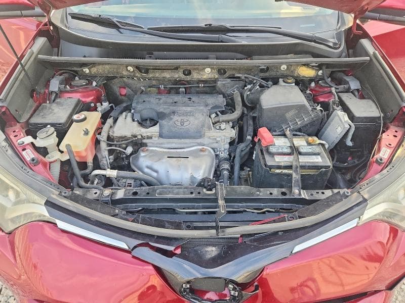 2018 TOYOTA RAV4 XLE 12