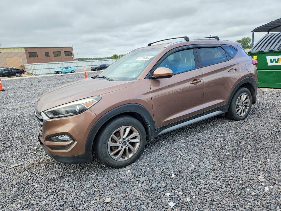 2017 HYUNDAI TUCSON SE