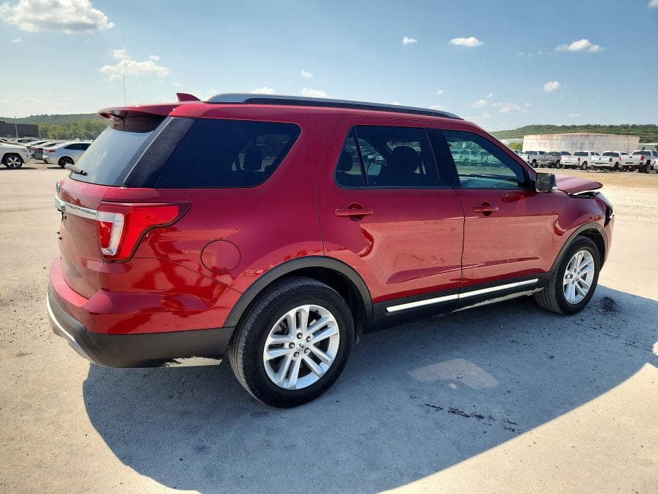 2017 FORD EXPLORER XLT 3