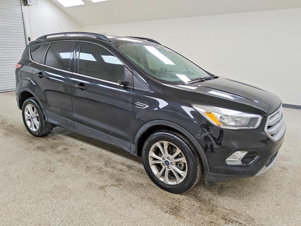2018 FORD ESCAPE SE 4