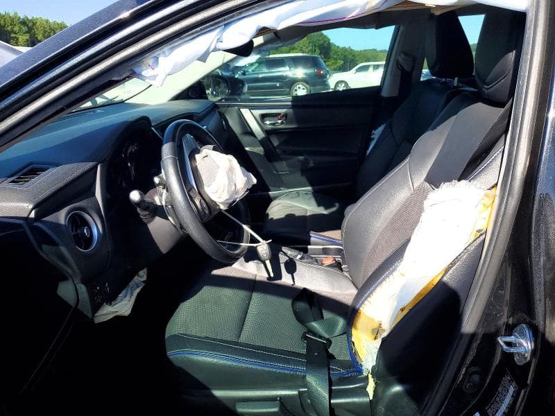 2019 TOYOTA COROLLA SE 7