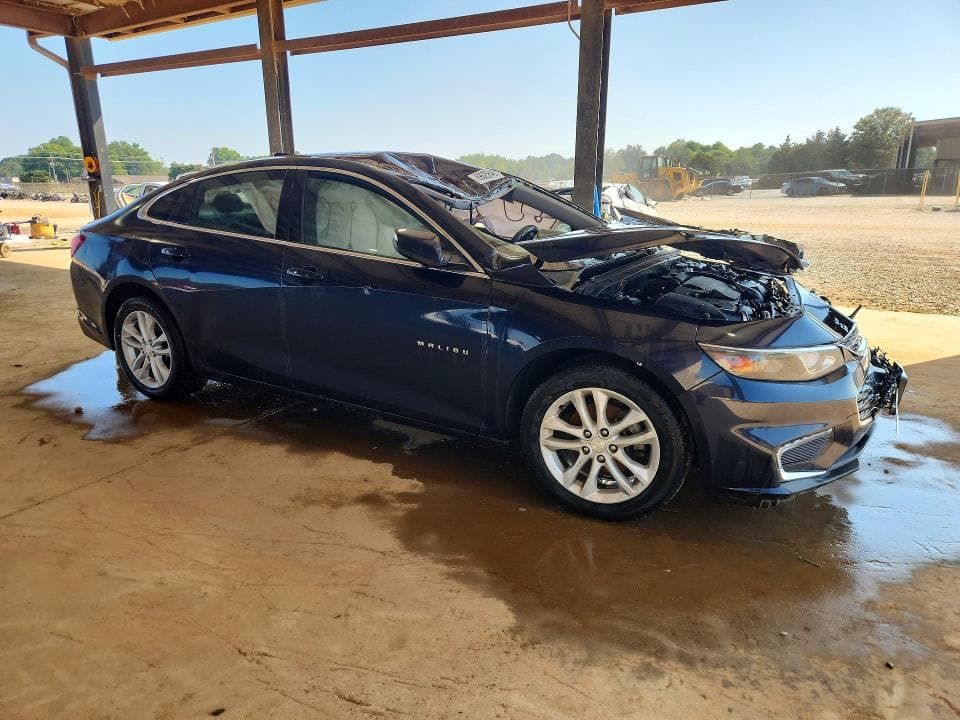 2017 CHEVROLET MALIBU LT 4