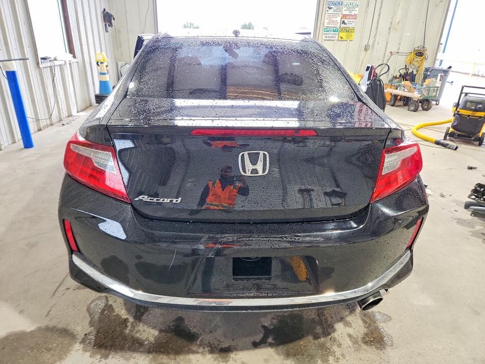 2017 HONDA ACCORD EX 6