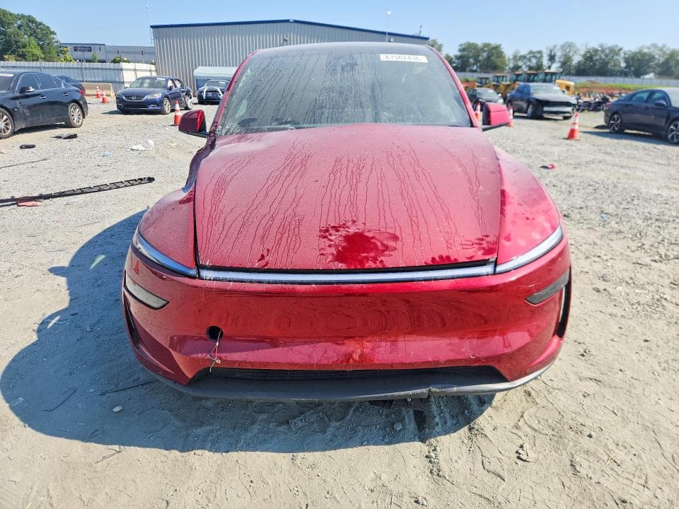 2026 TESLA MODEL Y 5