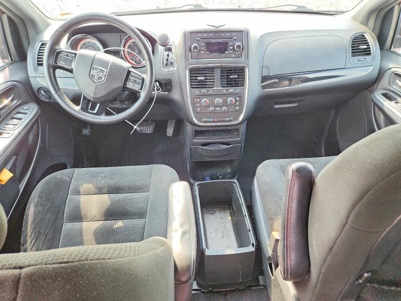 2017 DODGE GRAND CARAVAN SE 8