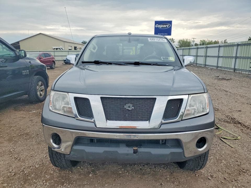 2017 NISSAN FRONTIER SL 5