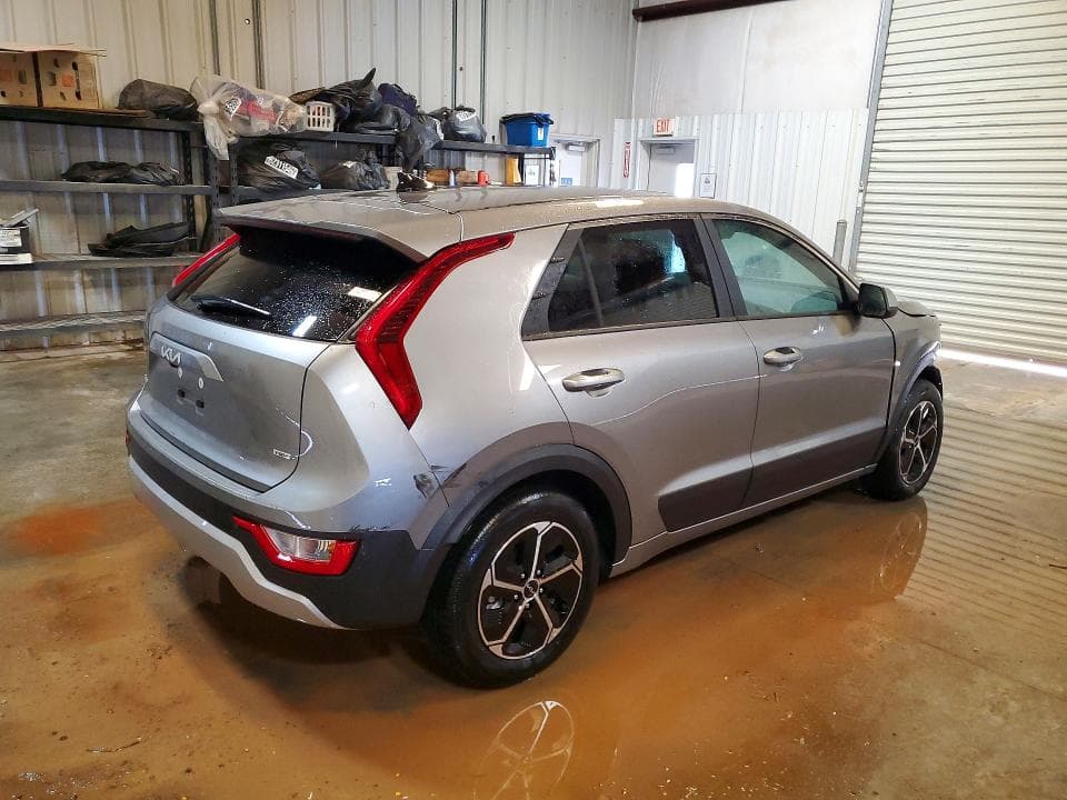 2026 KIA NIRO LX 3