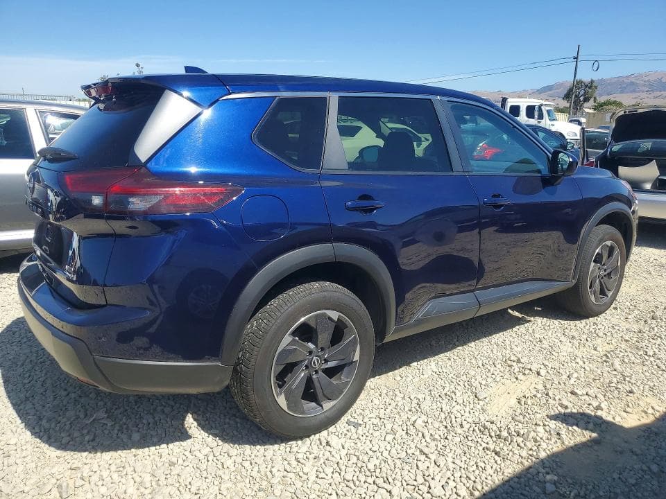 2025 NISSAN ROGUE SV 3