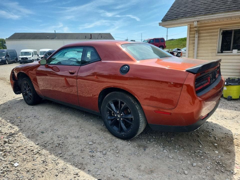 2023 DODGE CHALLENGER SXT 2