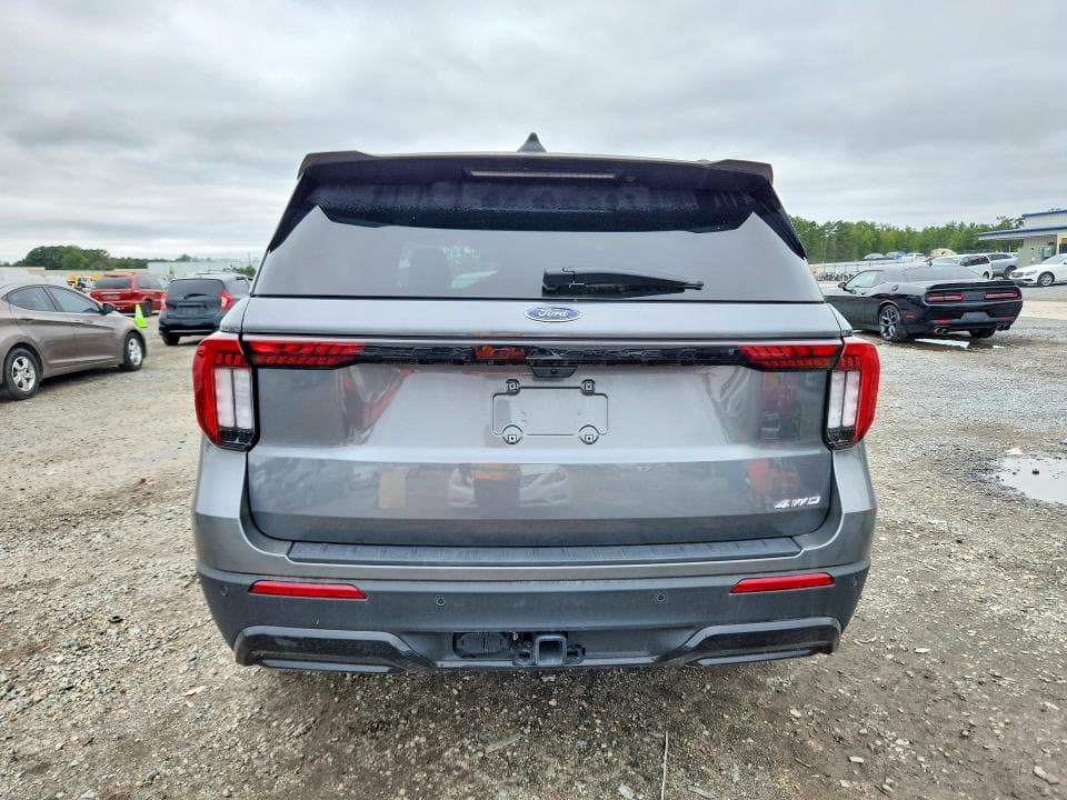 2025 FORD EXPLORER ST-LINE 6