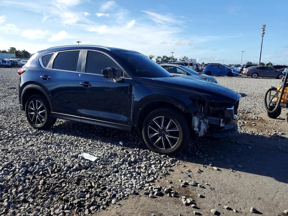 2018 MAZDA CX-5 TOURING 4