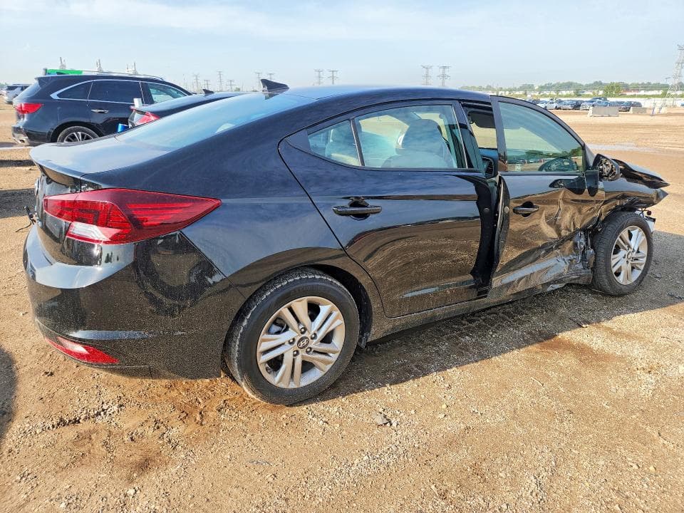 2019 HYUNDAI ELANTRA SEL 3
